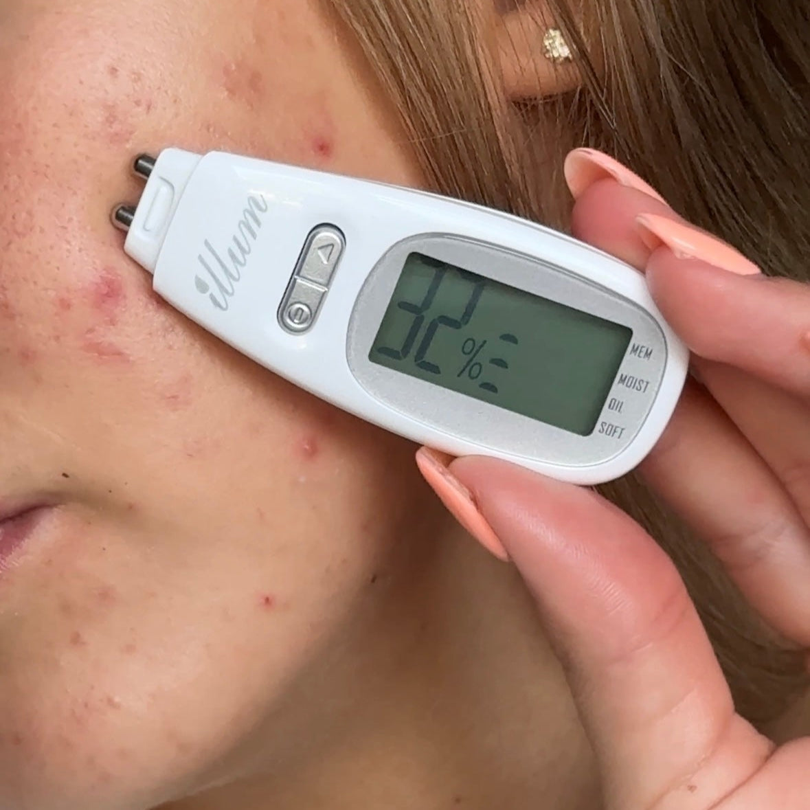 Digital Skin Analyser Handheld - Oil, Moisture & Softness Readings